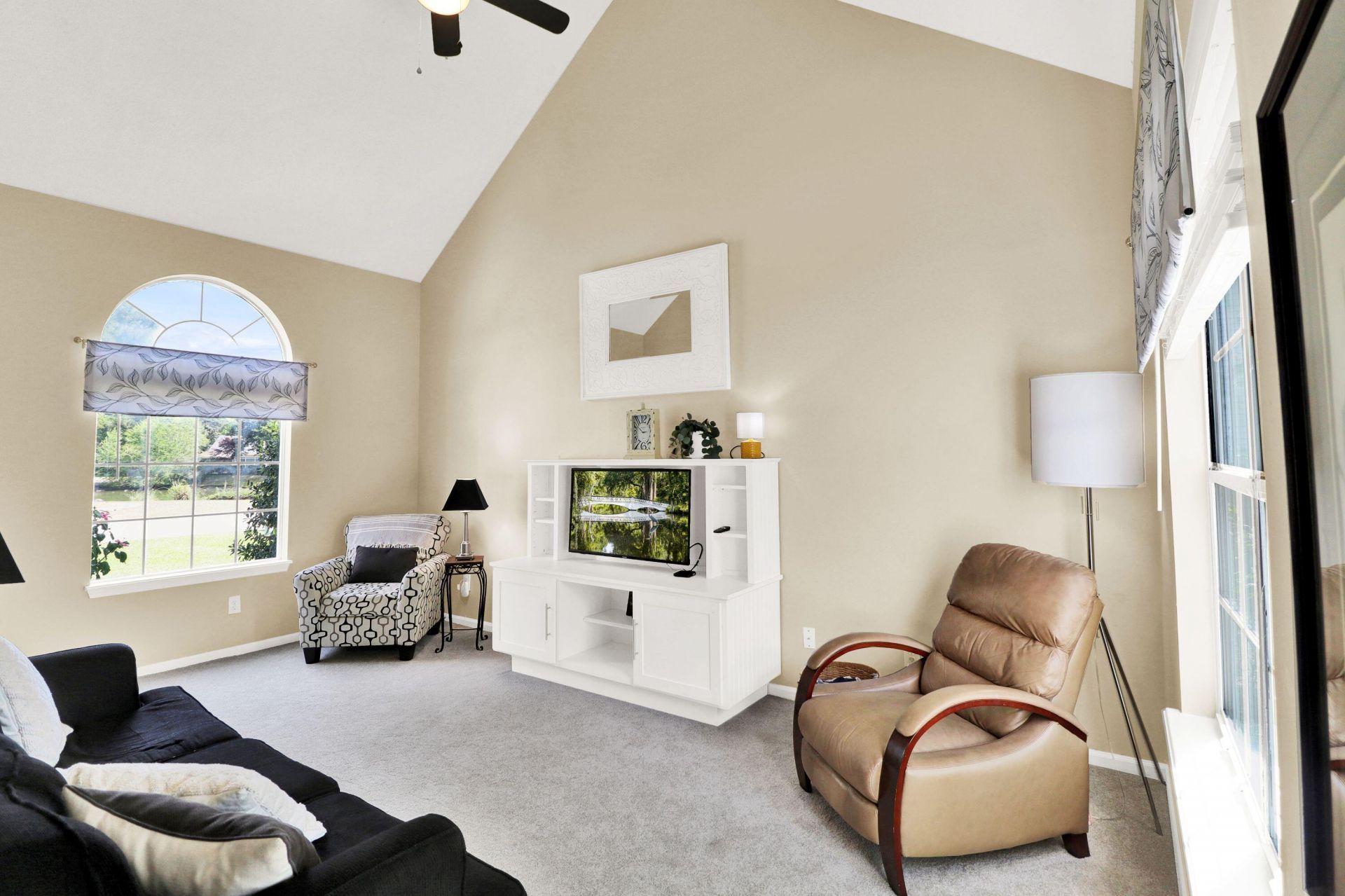 123 Alwyn Boulevard Photo 34