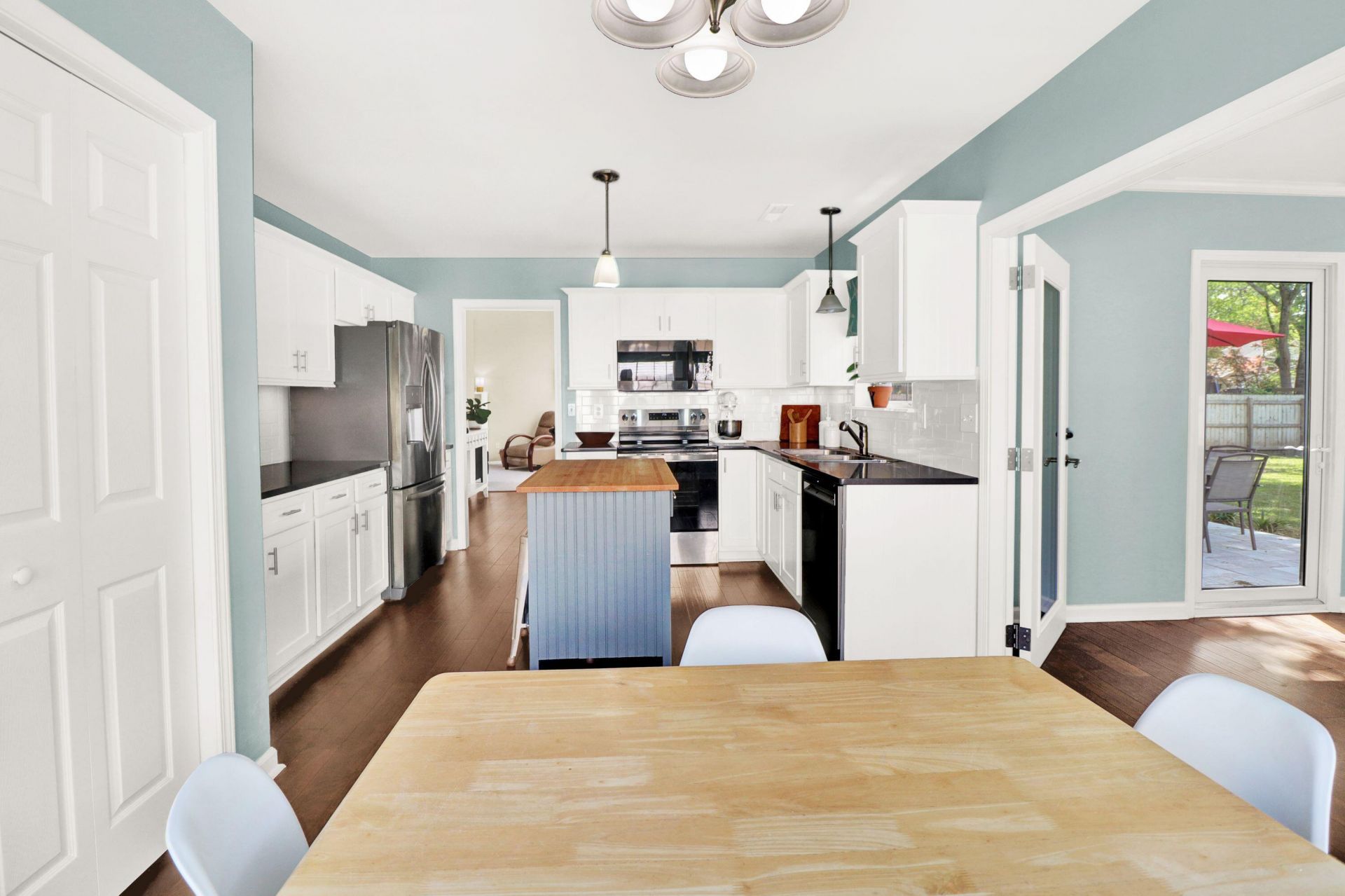 123 Alwyn Boulevard Photo 37