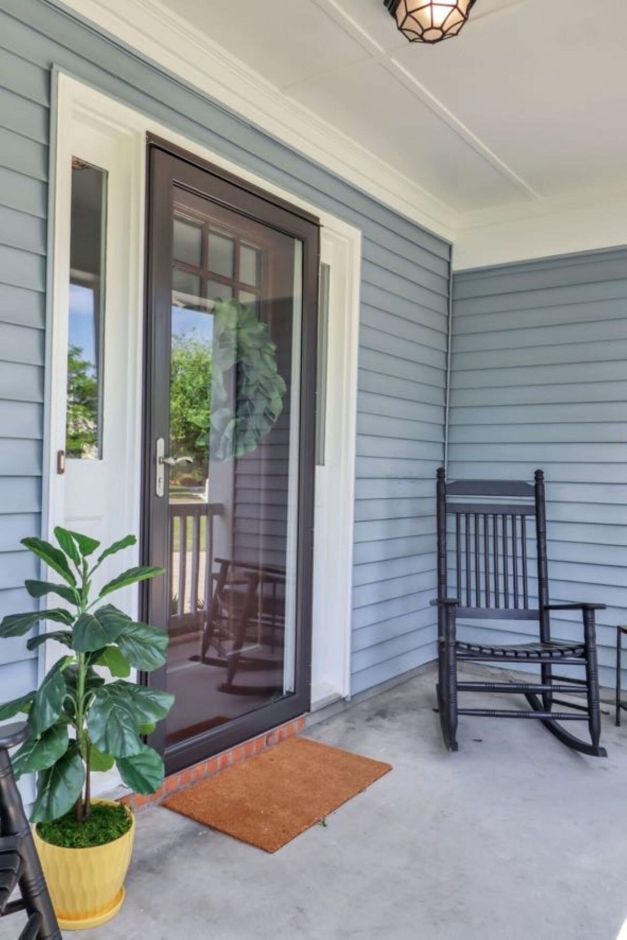 123 Alwyn Boulevard Photo 4