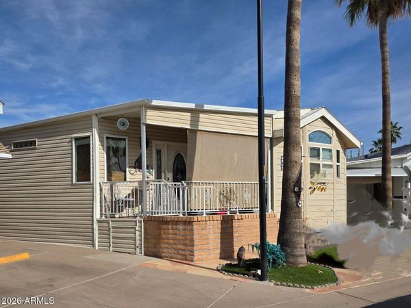 2005 S ENO Drive, Apache Junction, AZ 85119