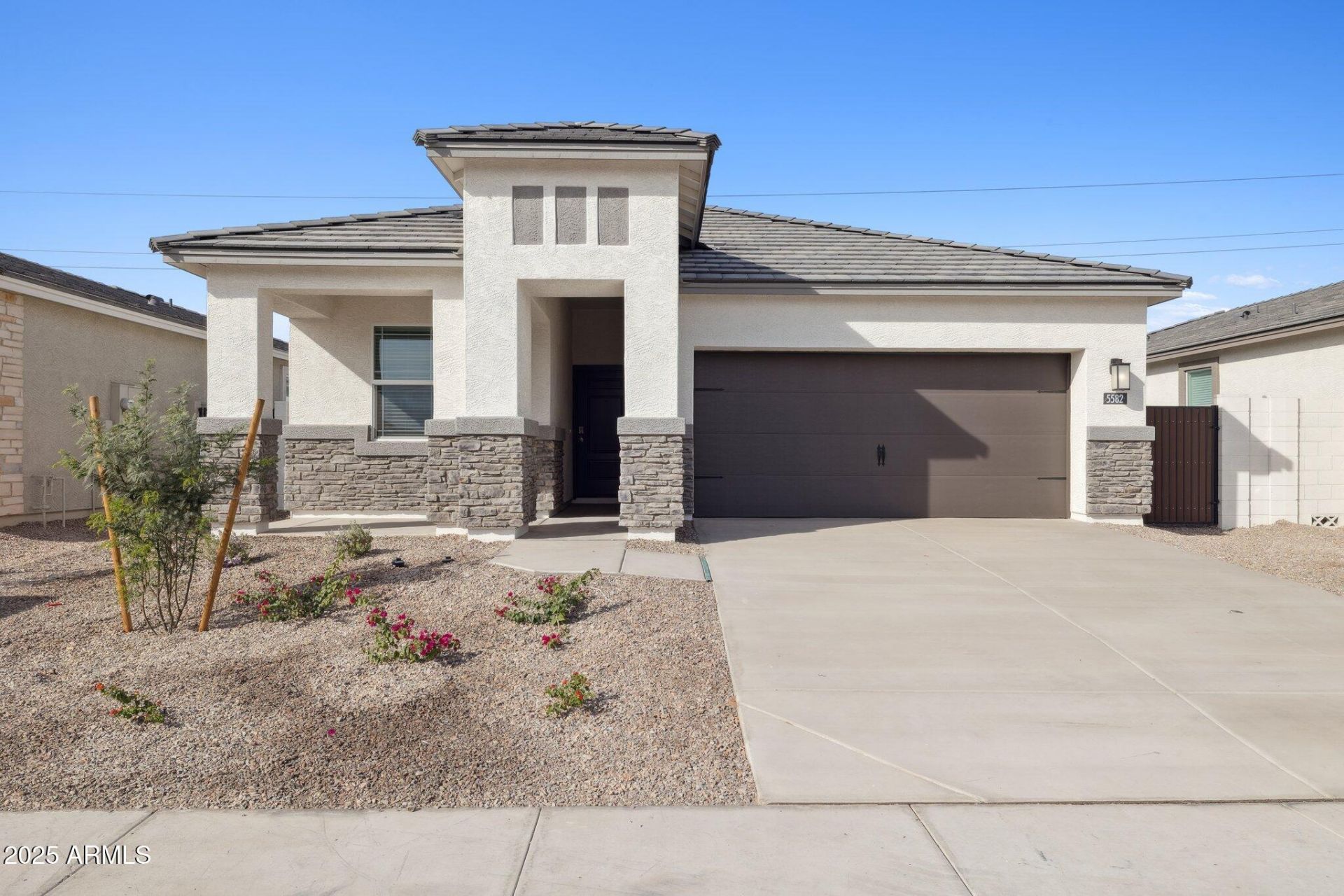 25482 W Fraktur Road, Buckeye, AZ 85326 Main Photo