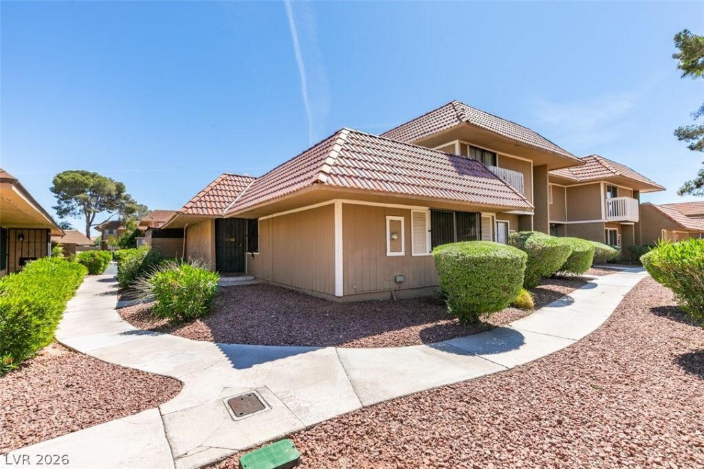 2458 Paradise Village Way, Las Vegas, NV 89120 Main Photo