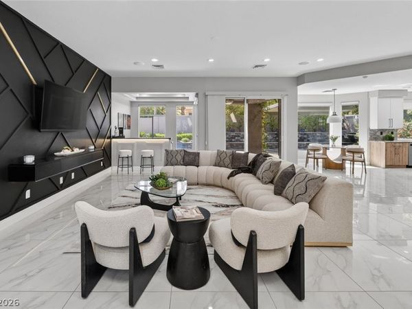 1817 Wincanton Drive, Las Vegas, NV 89134