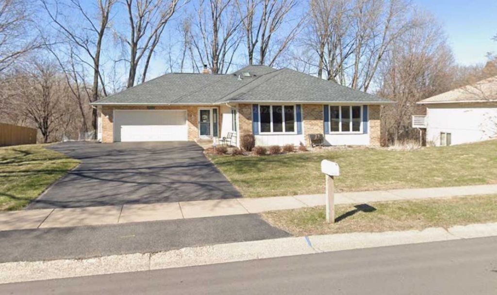 14526 Village Woods Drive , Eden Prairie, MN 55347 Main Photo