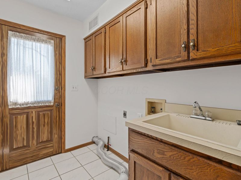 5763 Rothesay Drive, Dublin, OH 43017 Photo 35