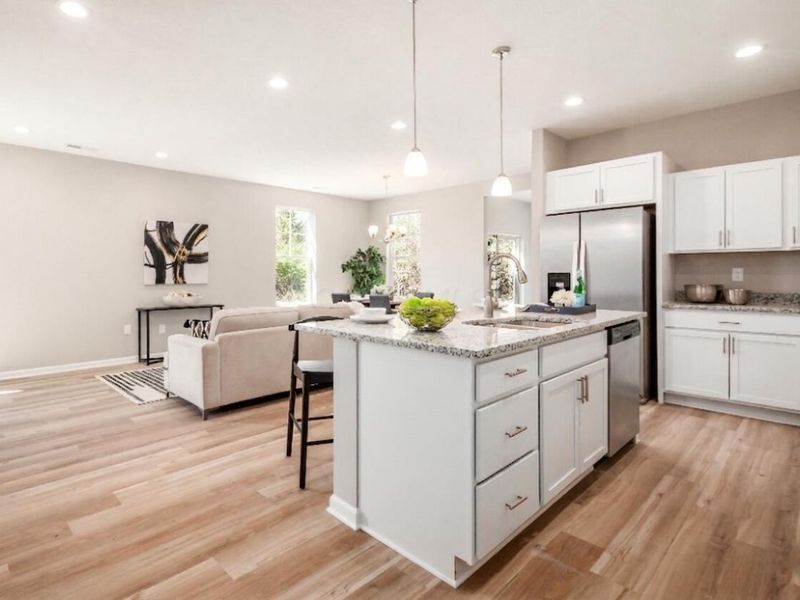 6040 Naughten Pond Drive , Columbus, OH 43213 Photo 11