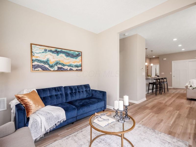 6040 Naughten Pond Drive , Columbus, OH 43213 Photo 12