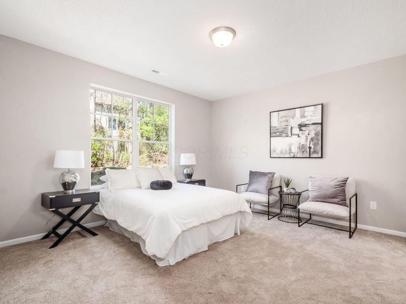 6040 Naughten Pond Drive , Columbus, OH 43213 Photo 15