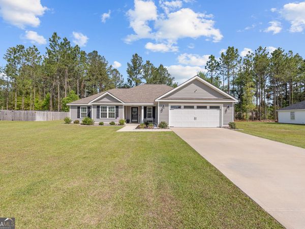 335 Tallulah Bend, Ellabell, GA 31308