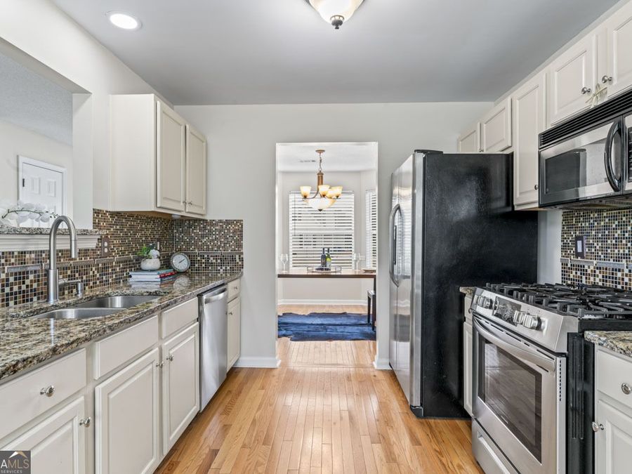 Property Image 12