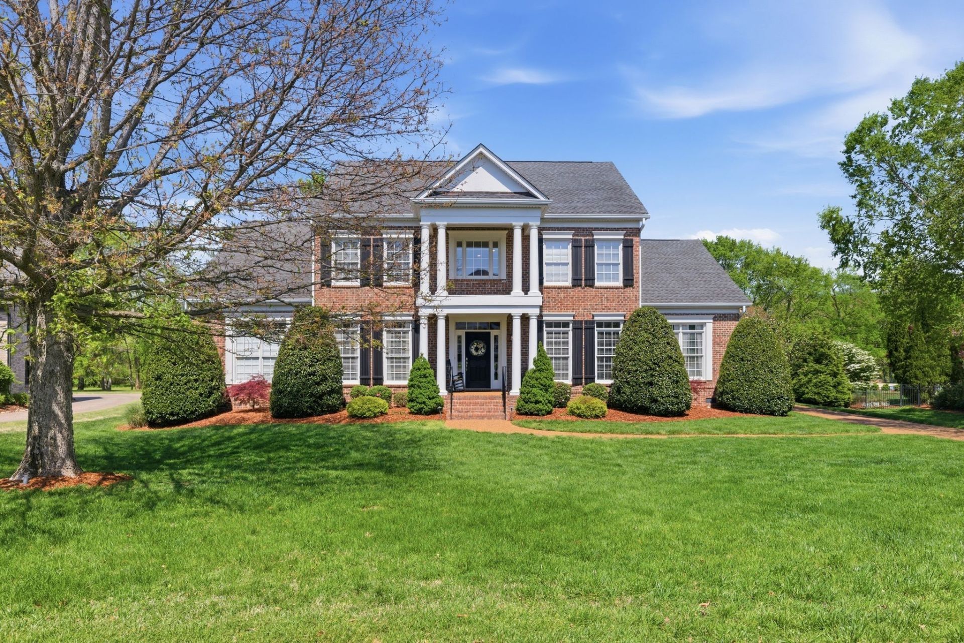 327 Gillette Dr, Franklin, TN 37069 Main Photo