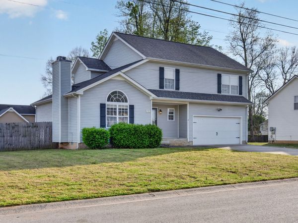 1398 Jenny Ln, Clarksville, TN 37042