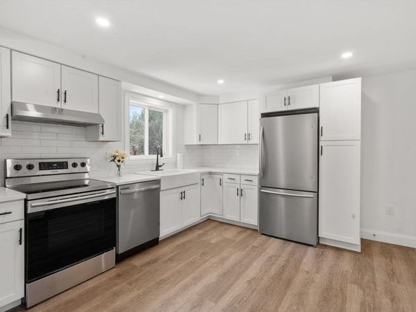 855 S Main St, Unit 855, Bellingham, MA 02019