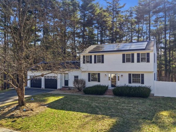 24 Hunters Lane, Nashua, NH 03063