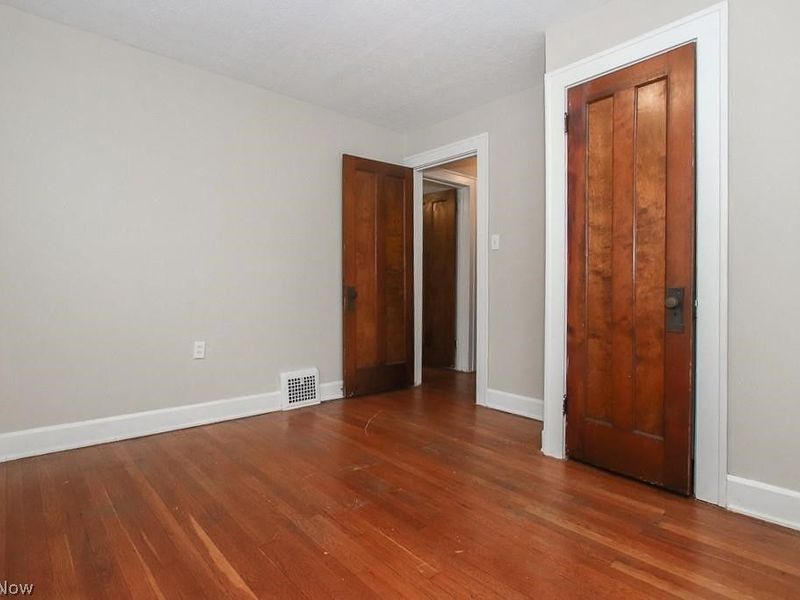3780 Lowell Road, Cleveland Heights, OH 44121 Photo 12