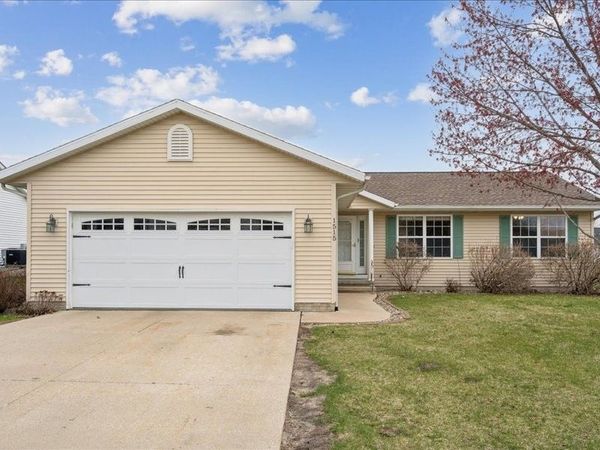 1515 48th , Marion, IA 52302