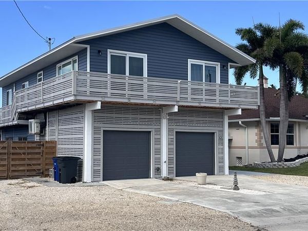 3620 Emerald AVE, ST. JAMES CITY, FL 33956