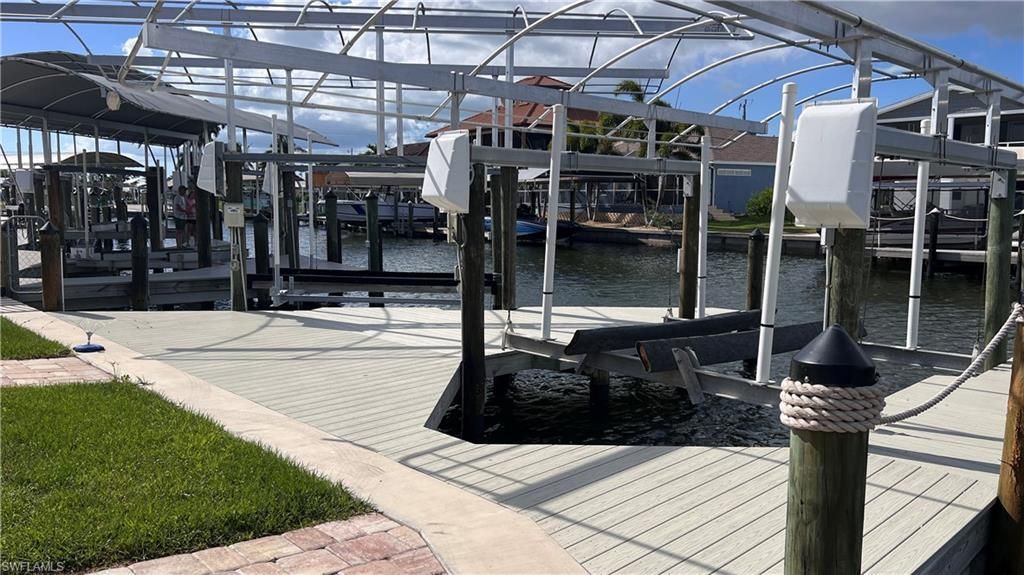 3620 Emerald Ave, Saint James City, FL 33956 Photo