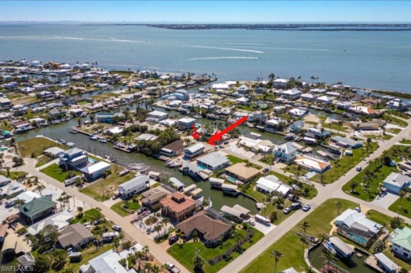 3620 Emerald Ave, Saint James City, FL 33956 Photo