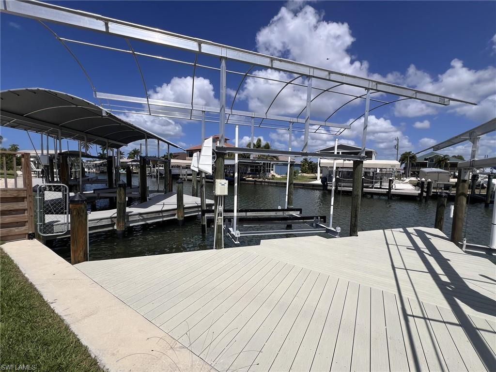 3620 Emerald Ave, Saint James City, FL 33956 Photo