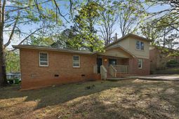 137 Green Tree Drive photo 4