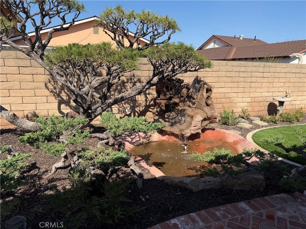 939 S Mancos Place, Anaheim, CA 92806 Main Photo