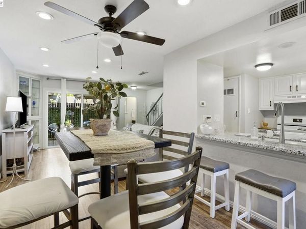 5505 Roundtree Dr, Unit B, Concord, CA 94521