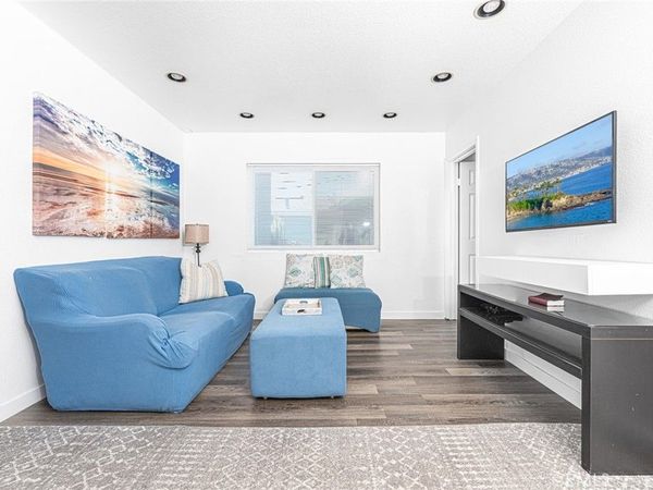 210 36th Street, Newport Beach, CA 92663