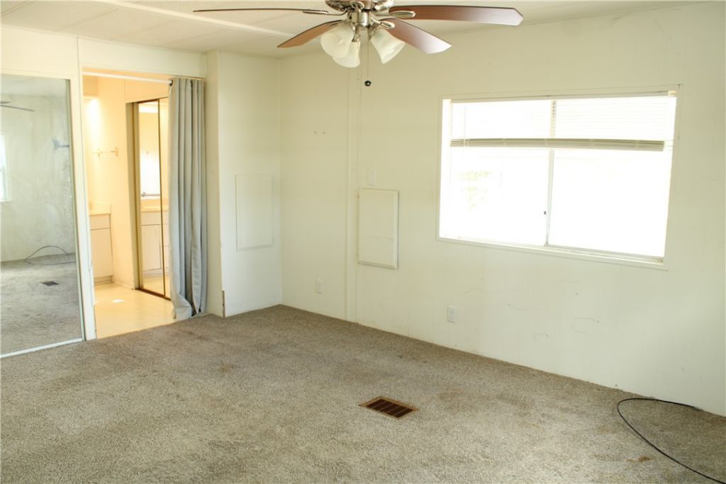 737 Barefoot Boulevard, Sebastian, FL 32976 Photo