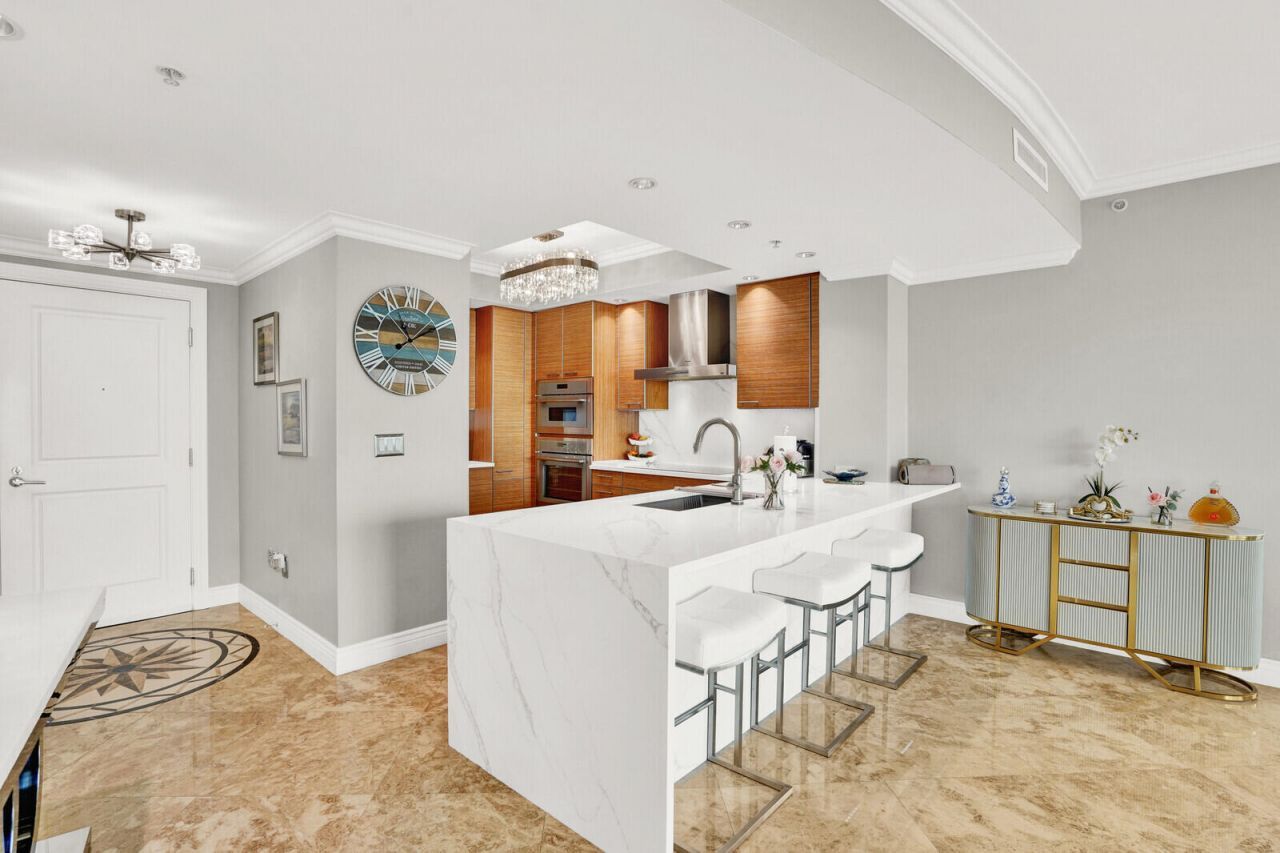 1 N Ocean Boulevard, Unit 814, Pompano Beach, FL 33062 Photo