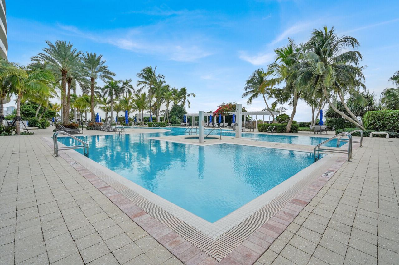 1 N Ocean Boulevard, Unit 814, Pompano Beach, FL 33062 Photo