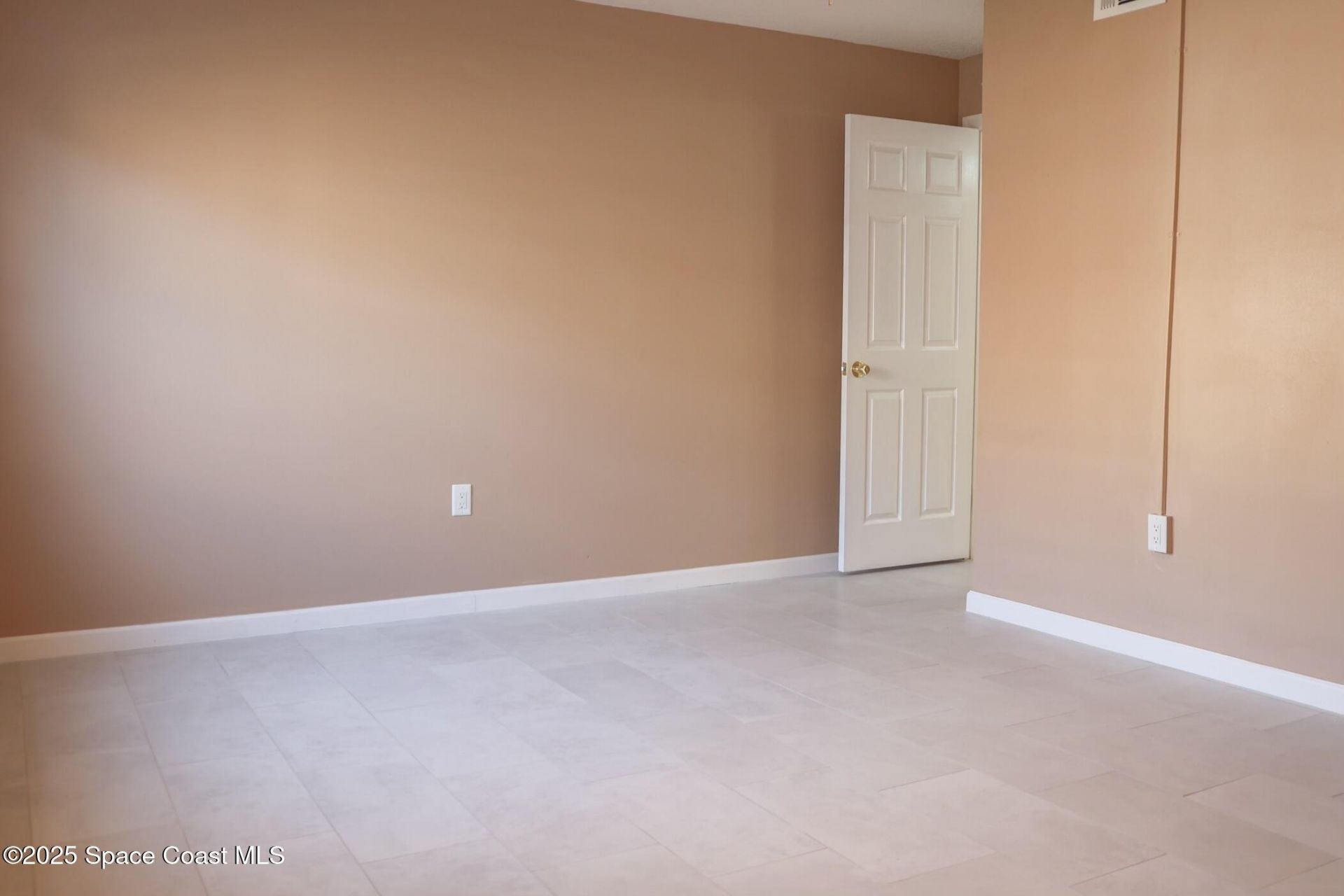 190 E Olmstead Drive , Unit B5, Titusville, FL 32780 Photo