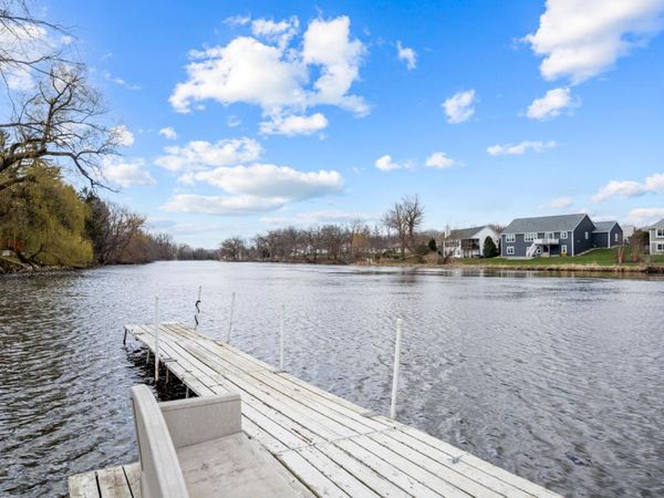 2530 N River Rd, Rochester, WI 53185