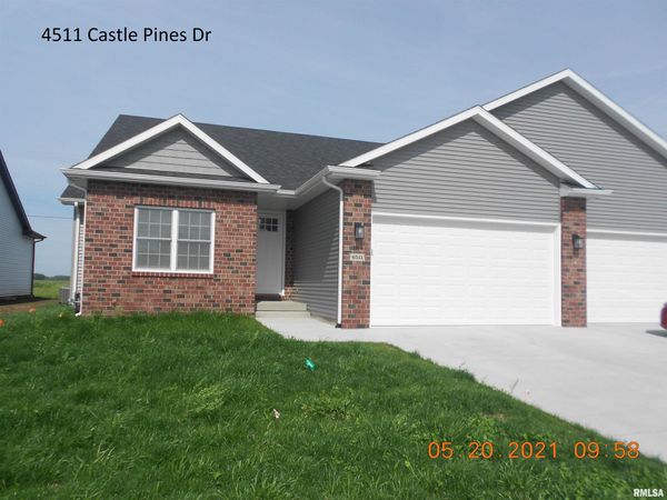 4511 Castle Pines Drive, Springfield, IL 62711