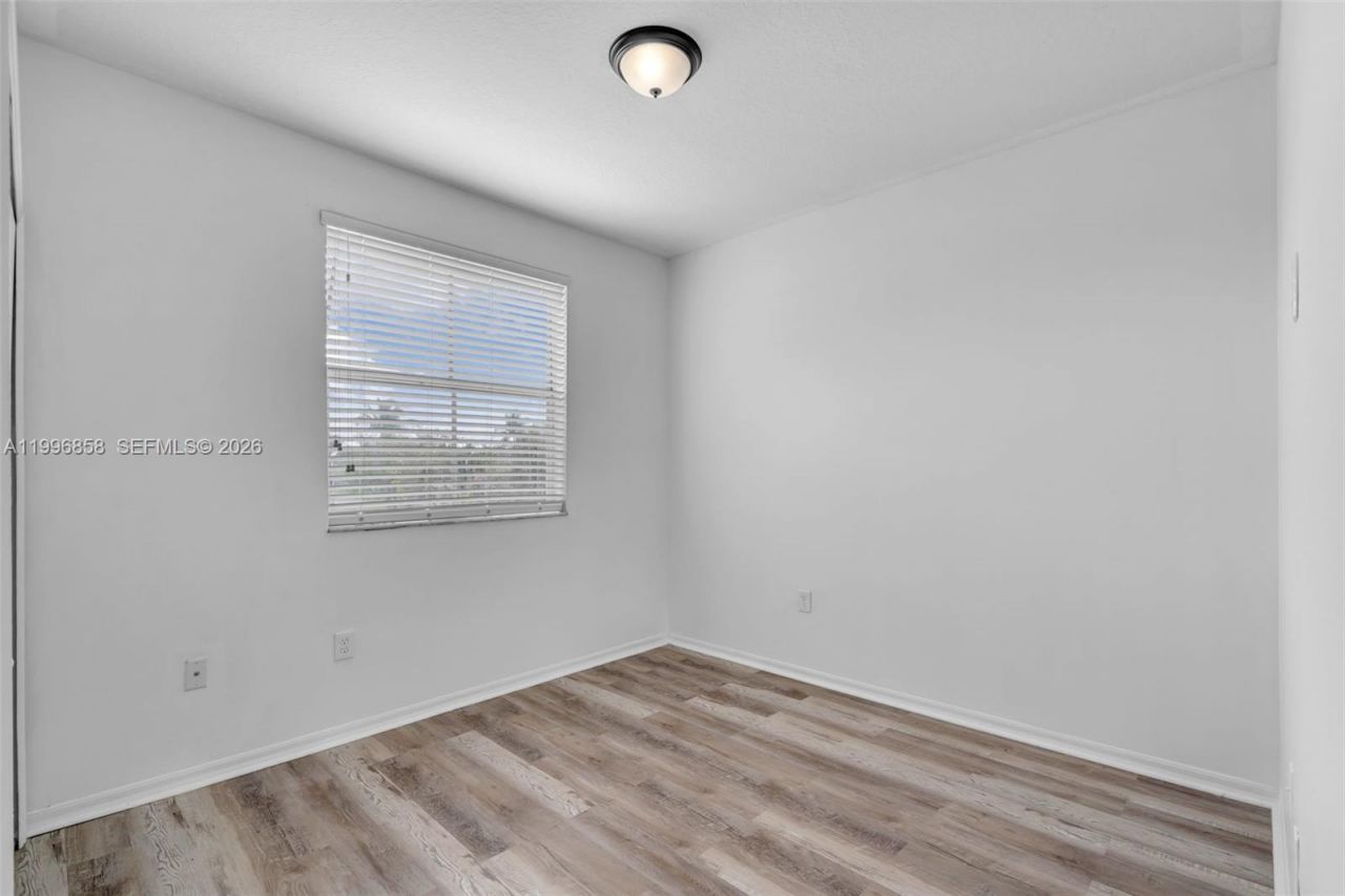 16250 SW 44th Ln, Miami, FL 33185 Photo