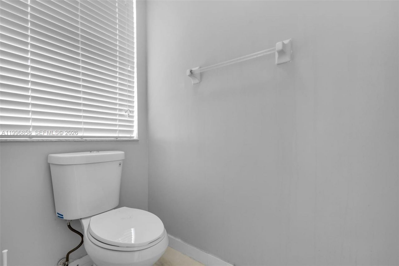 16250 SW 44th Ln, Miami, FL 33185 Photo