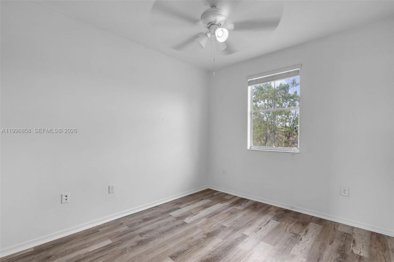 16250 SW 44th Ln, Miami, FL 33185 Photo