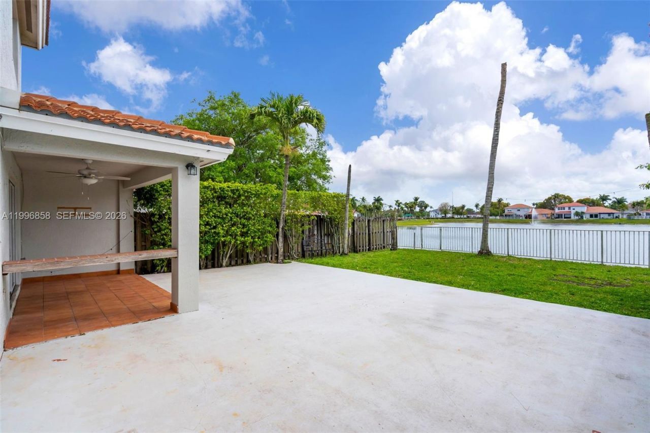 16250 SW 44th Ln, Miami, FL 33185 Photo
