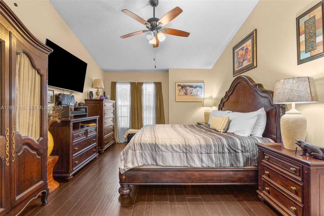 694 SE Karrigan Ter , Port Saint Lucie, FL 34983 Photo