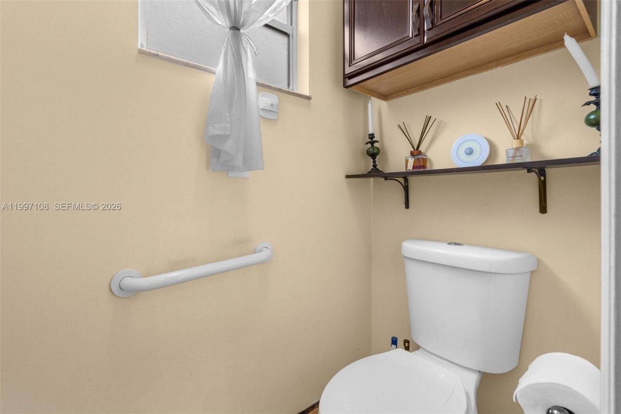 694 SE Karrigan Ter , Port Saint Lucie, FL 34983 Photo