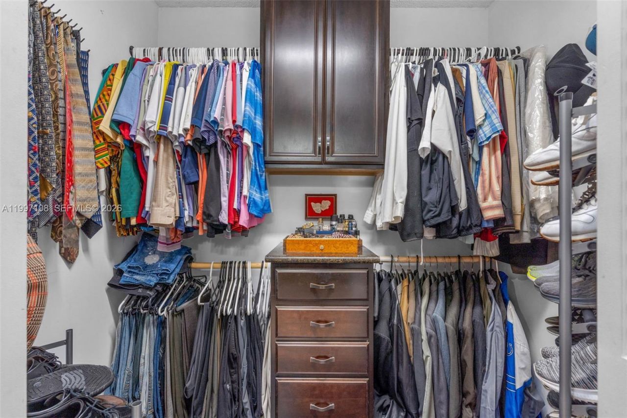 694 SE Karrigan Ter , Port Saint Lucie, FL 34983 Photo