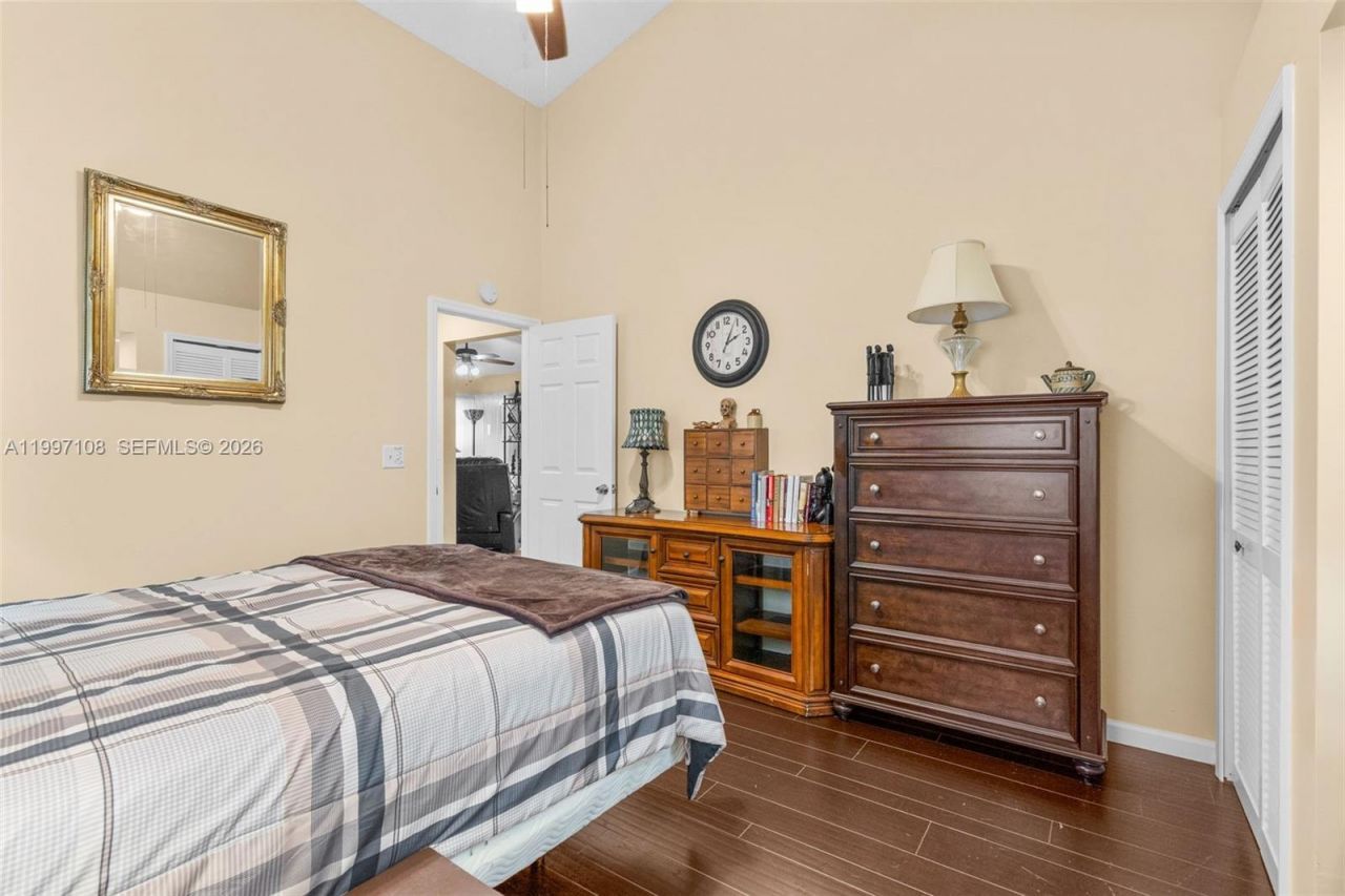 694 SE Karrigan Ter , Port Saint Lucie, FL 34983 Photo