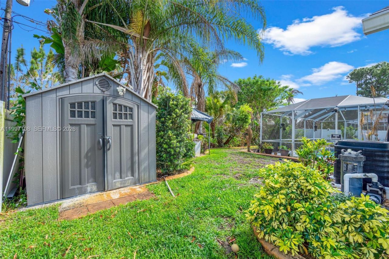 694 SE Karrigan Ter , Port Saint Lucie, FL 34983 Photo