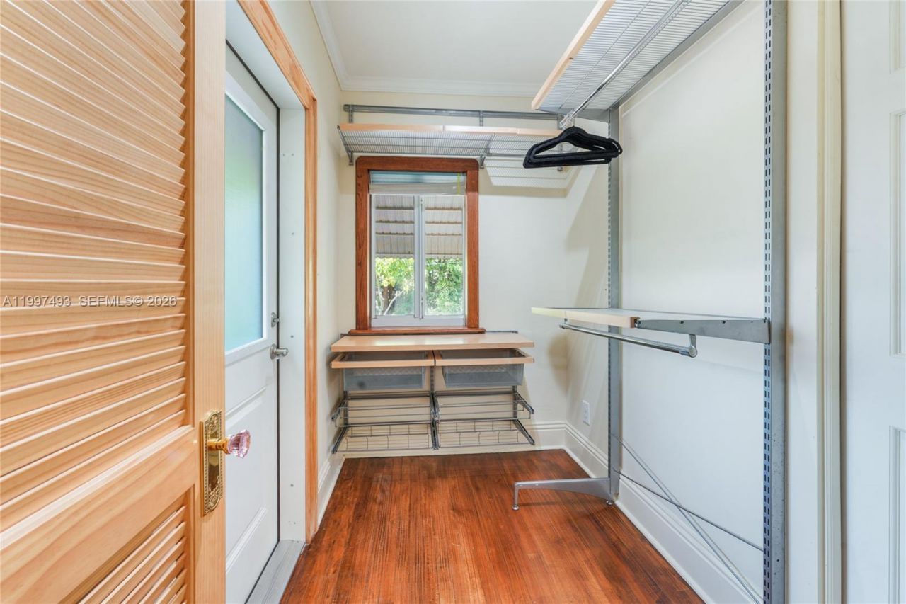 521 NE 74th St , Miami, FL 33138 Photo