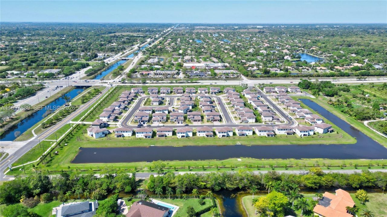 4390 SW 122nd Ter , Unit 4390, Davie, FL 33330 Photo