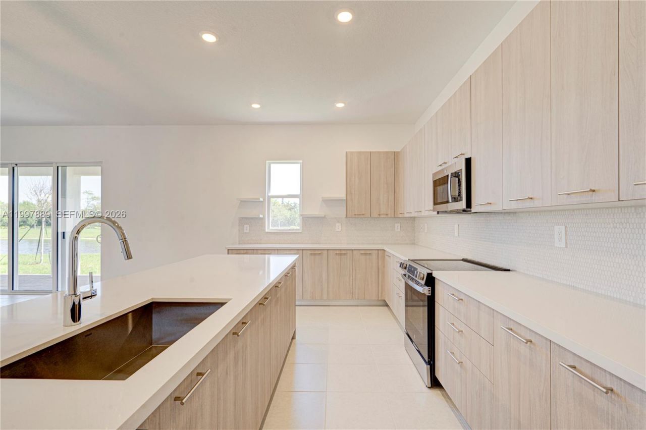 4390 SW 122nd Ter , Unit 4390, Davie, FL 33330 Photo