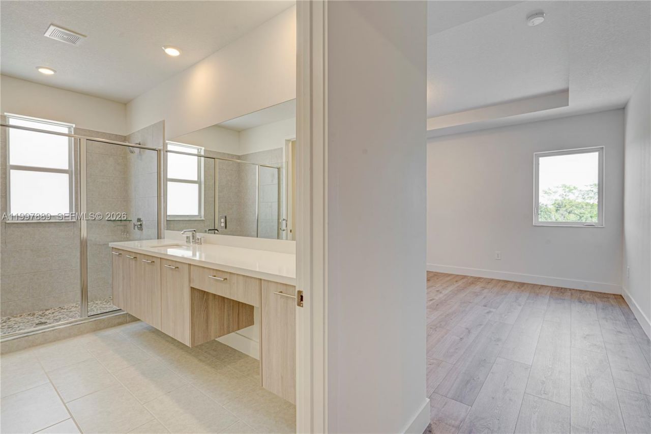 4390 SW 122nd Ter , Unit 4390, Davie, FL 33330 Photo