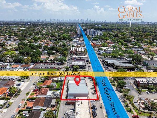 6701 SW 8th St , Miami, FL 33144