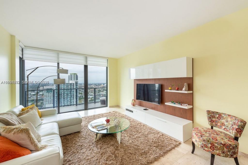 68 SE 6th St, Unit 3006, Miami, FL 33131 Photo