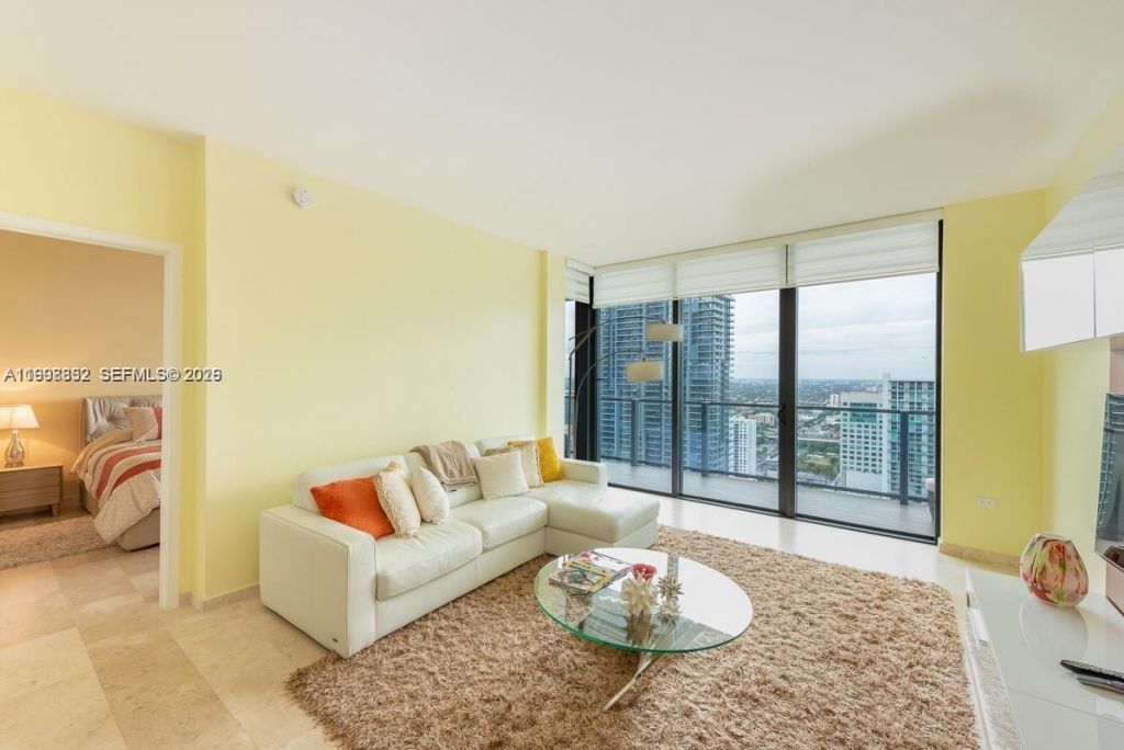 68 SE 6th St, Unit 3006, Miami, FL 33131 Photo